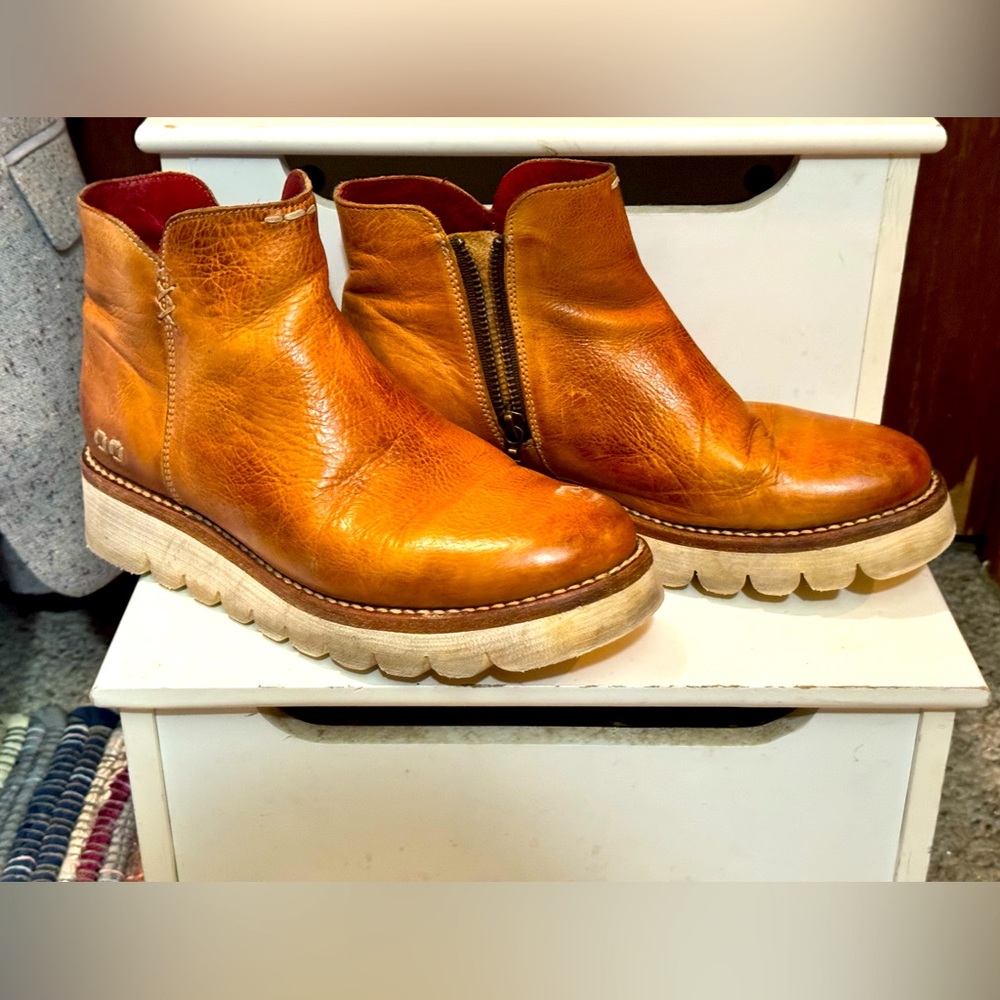 Bed Stu Lydyi booties in Rustic Tan chunky tan Size 7